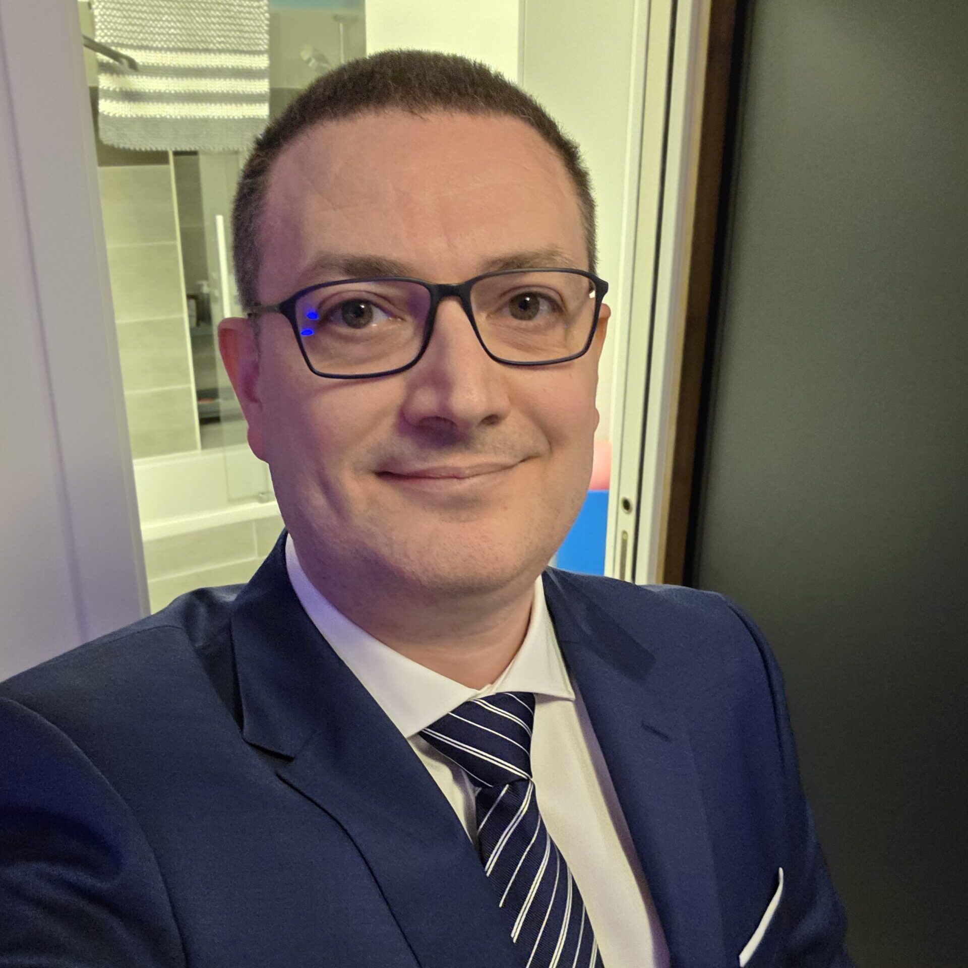 courtiers en prêts immobiliers René-François Mennecier RF Financial Solutions ORIAS 26000342